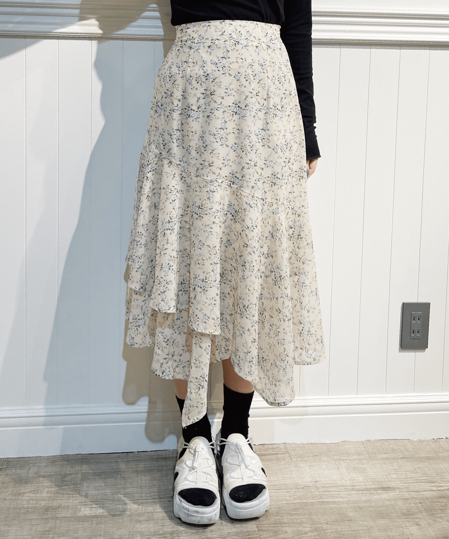 Floral Assymmetric Skirt 花柄アシンメトリーシフォンスカート – LOVE